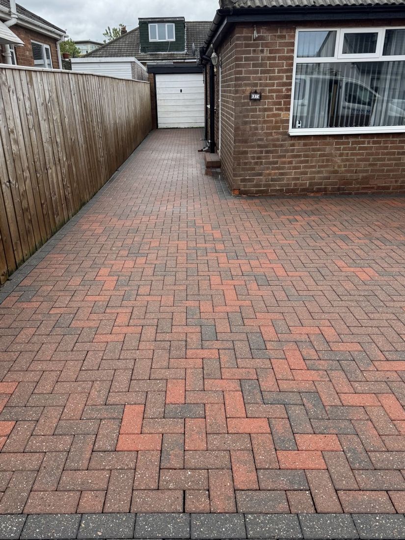 Block paving driveway – Eston after cleaning by MMC Exterior Cleaning