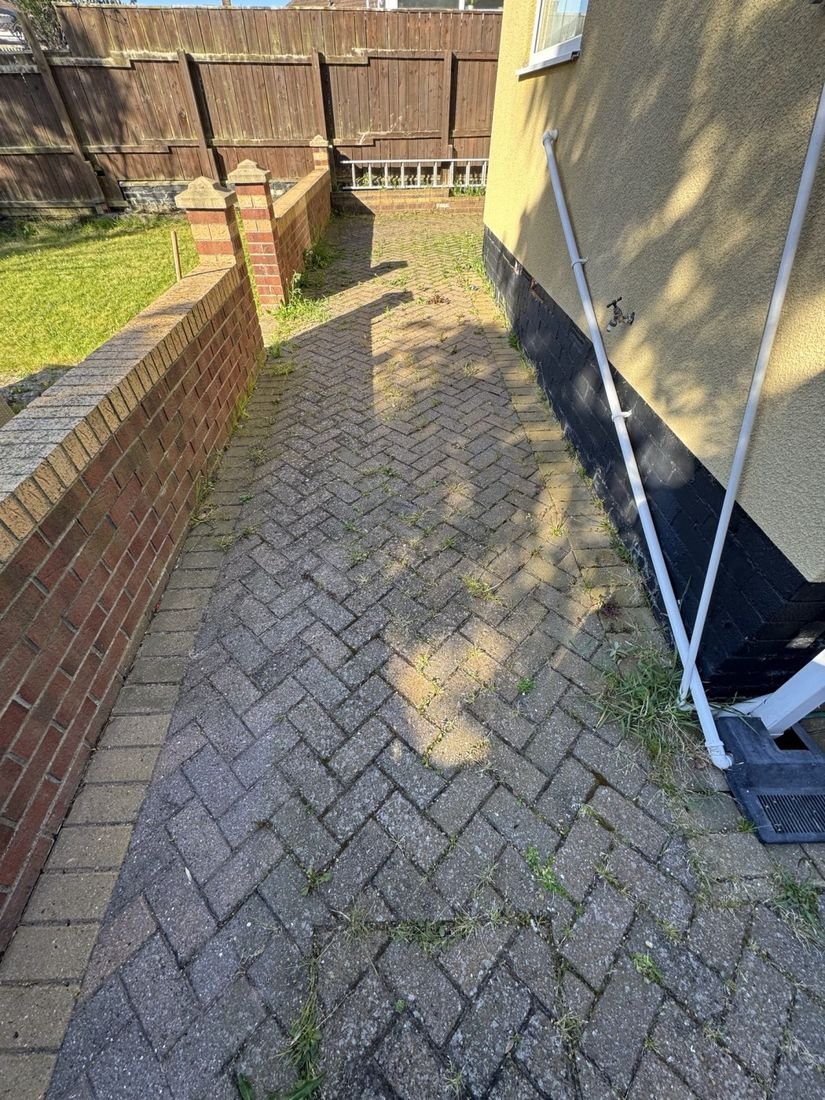 Block paving path – Acklam before cleaning