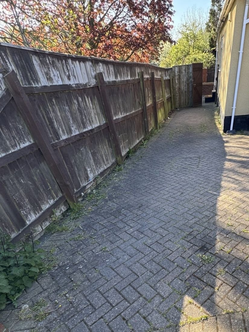 Block paving path – Acklam before cleaning