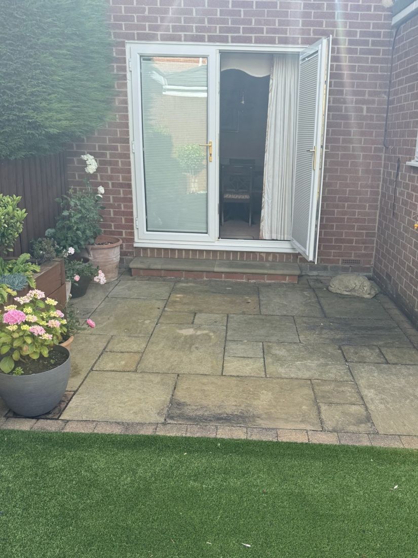 Indian stone patio – Fairfield before cleaning