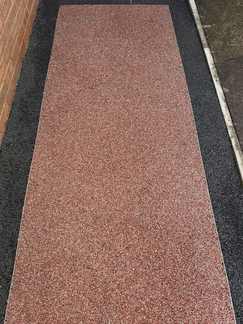 Resin bound path – Guisborough after cleaning by MMC Exterior Cleaning