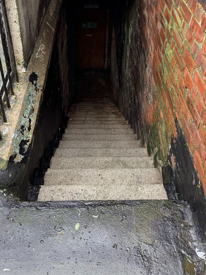 Basement steps – Redcar after cleaning by MMC Exterior Cleaning